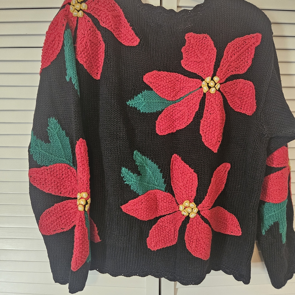 Floral Knit Sweater - Black and Pink